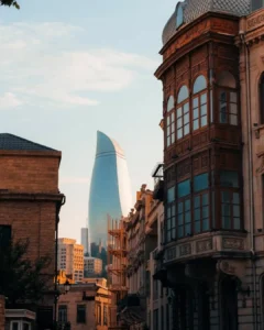 Старый и современный Баку