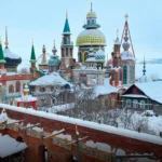 Храм всех религий в Казани зимой